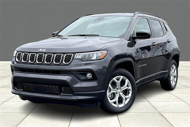 2024 Jeep Compass COMPASS LATITUDE 4X4