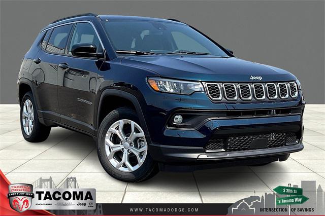 2024 Jeep Compass COMPASS LATITUDE 4X4