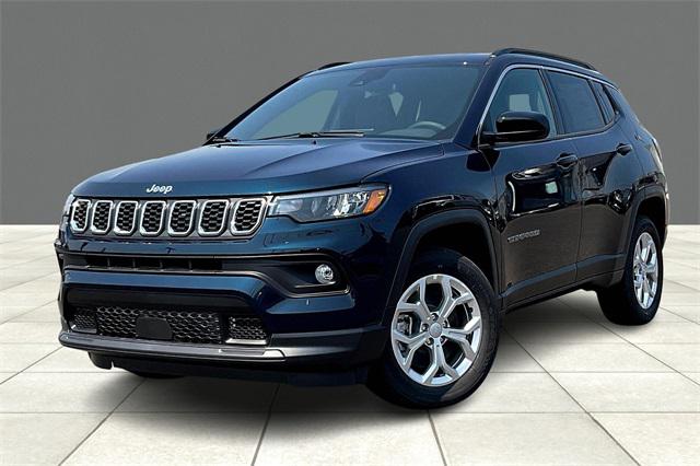 2024 Jeep Compass COMPASS LATITUDE 4X4