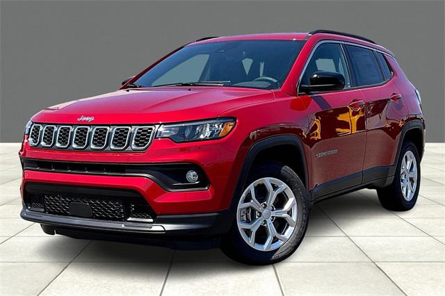 2024 Jeep Compass COMPASS LATITUDE 4X4