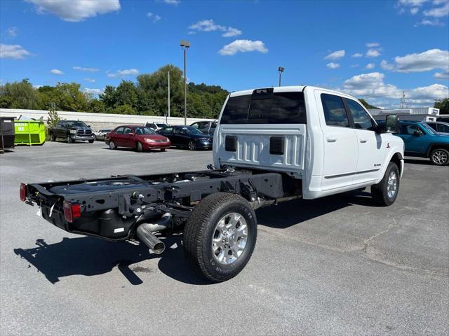 2024 RAM Ram 3500 Chassis Cab RAM 3500 LIMITED CREW CAB CHASSIS 4X4 60 CA