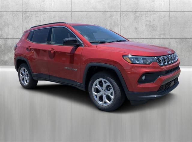 2024 Jeep Compass COMPASS LATITUDE 4X4