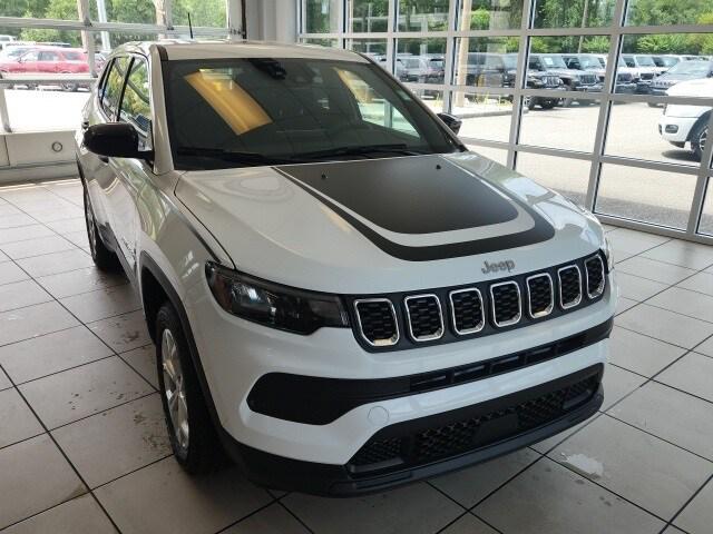 2024 Jeep Compass COMPASS SPORT 4X4