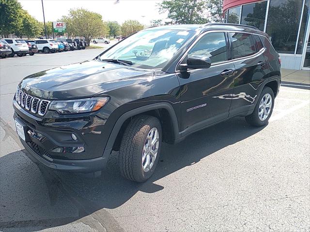 2024 Jeep Compass COMPASS LATITUDE 4X4