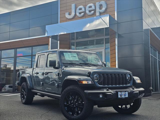 2024 Jeep Gladiator GLADIATOR NIGHTHAWK 4X4