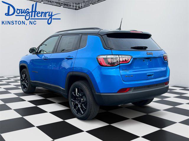 2024 Jeep Compass COMPASS LATITUDE 4X4