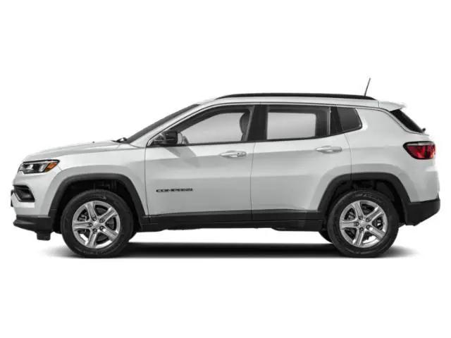 2024 Jeep Compass COMPASS LIMITED 4X4