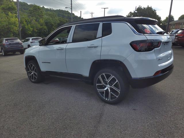 2024 Jeep Compass COMPASS LIMITED 4X4