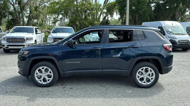 2024 Jeep Compass COMPASS LATITUDE 4X4