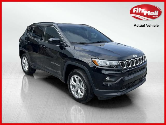 2024 Jeep Compass COMPASS LATITUDE 4X4