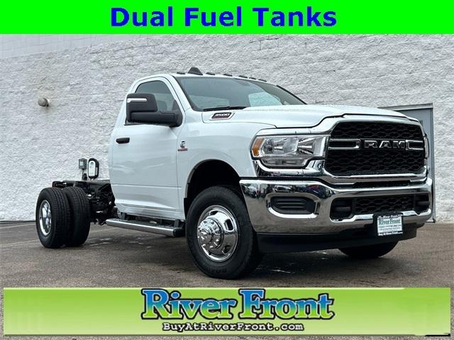 2024 RAM Ram 3500 Chassis Cab RAM 3500 TRADESMAN CHASSIS REGULAR CAB 4X4 60 CA