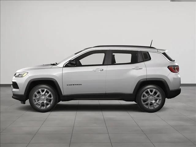 2024 Jeep Compass COMPASS LATITUDE LUX 4X4