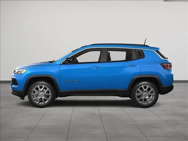 2024 Jeep Compass COMPASS LATITUDE LUX 4X4