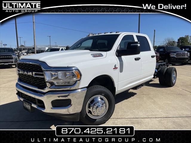 2024 RAM Ram 3500 Chassis Cab RAM 3500 TRADESMAN CREW CAB CHASSIS 4X4 60 CA