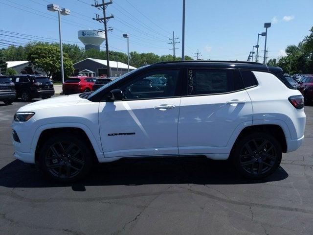 2024 Jeep Compass COMPASS LIMITED 4X4