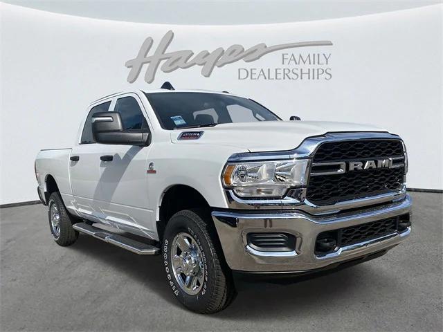 2024 RAM Ram 2500 RAM 2500 TRADESMAN CREW CAB 4X4 64 BOX