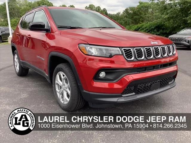 2024 Jeep Compass COMPASS LATITUDE 4X4