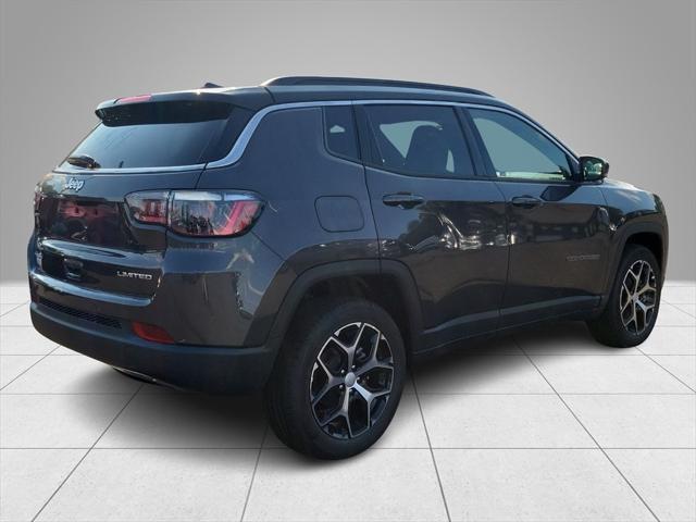 2024 Jeep Compass COMPASS LIMITED 4X4