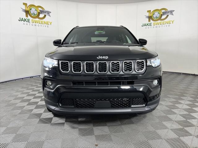 2024 Jeep Compass COMPASS LATITUDE LUX 4X4