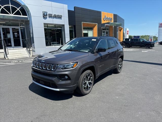 2024 Jeep Compass COMPASS LIMITED 4X4