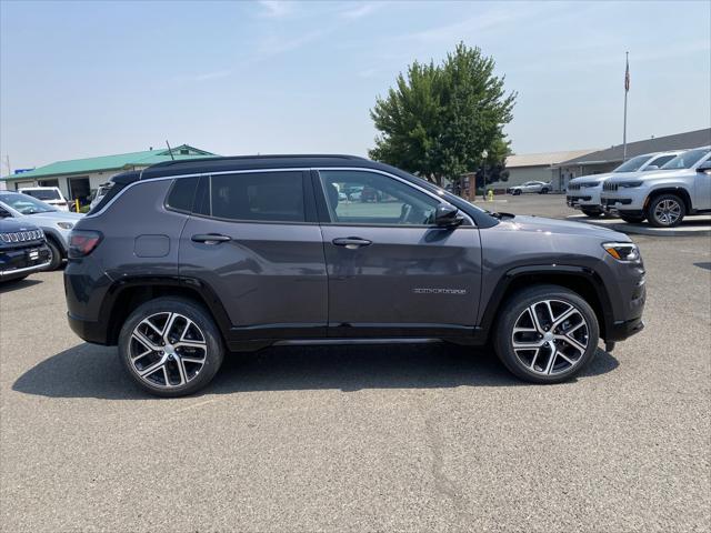 2024 Jeep Compass COMPASS LIMITED 4X4