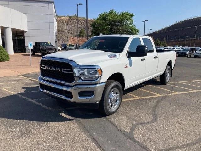 2024 RAM Ram 3500 RAM 3500 TRADESMAN CREW CAB 4X4 8 BOX