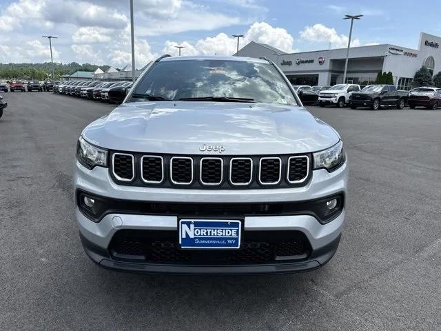 2024 Jeep Compass COMPASS LATITUDE LUX 4X4