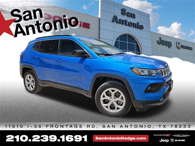 2024 Jeep Compass COMPASS LATITUDE 4X4