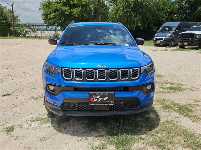 2024 Jeep Compass COMPASS LATITUDE 4X4