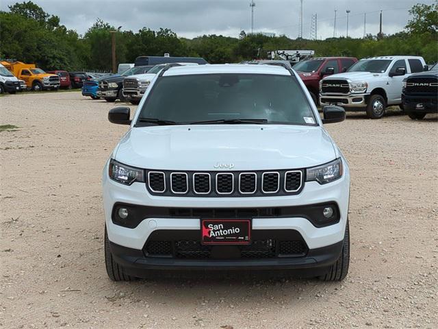 2024 Jeep Compass COMPASS LATITUDE LUX 4X4