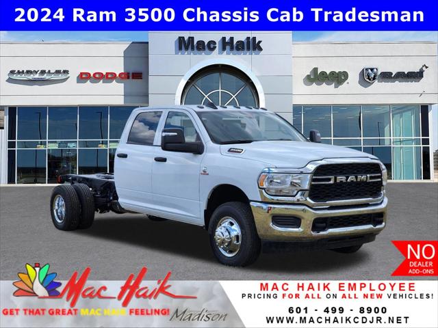 2024 RAM Ram 3500 Chassis Cab RAM 3500 TRADESMAN CREW CAB CHASSIS 4X4 60 CA