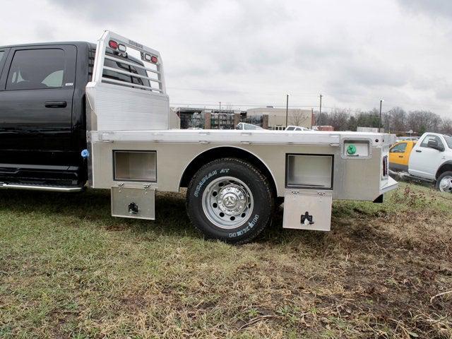 2024 RAM Ram 3500 Chassis Cab RAM 3500 SLT CREW CAB CHASSIS 4X4 60 CA 2024 RAM Ram 3500 Chassis Cab RAM 3500 SLT CREW CAB CHASSIS 4X4 60 CA