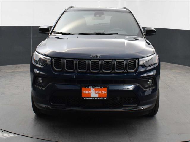 2024 Jeep Compass COMPASS LATITUDE 4X4