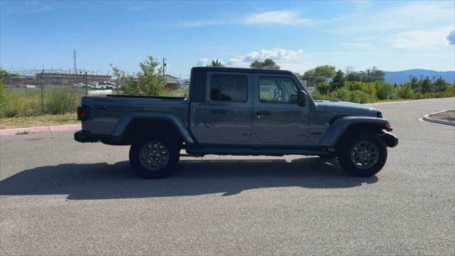 2024 Jeep Gladiator GLADIATOR SPORT S 4X4