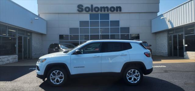 2024 Jeep Compass COMPASS LATITUDE 4X4