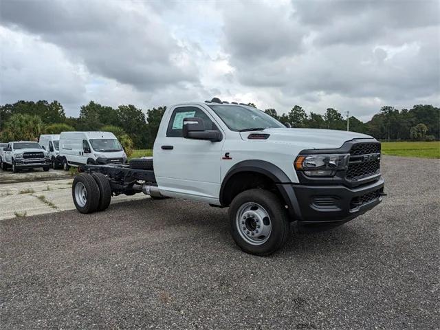 2024 RAM Ram 5500 Chassis Cab RAM 5500 TRADESMAN CHASSIS REGULAR CAB 4X4 84 CA