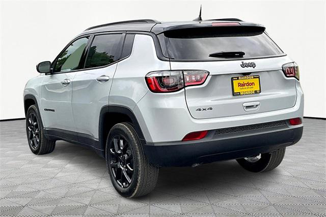 2024 Jeep Compass COMPASS LATITUDE 4X4