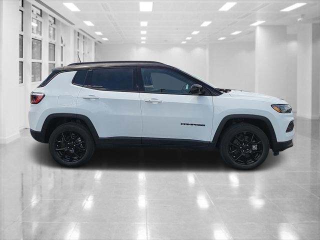 2024 Jeep Compass COMPASS LATITUDE 4X4