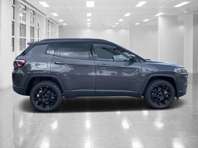 2024 Jeep Compass COMPASS LATITUDE 4X4