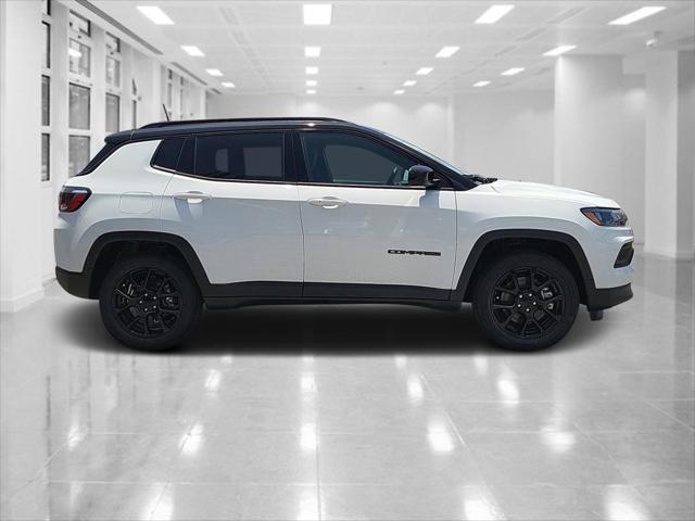 2024 Jeep Compass COMPASS LATITUDE 4X4