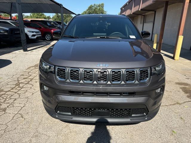 2024 Jeep Compass COMPASS LATITUDE 4X4