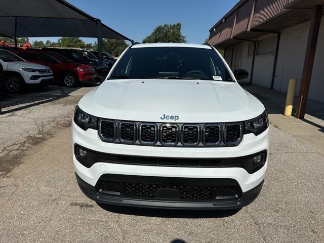 2024 Jeep Compass COMPASS LATITUDE 4X4