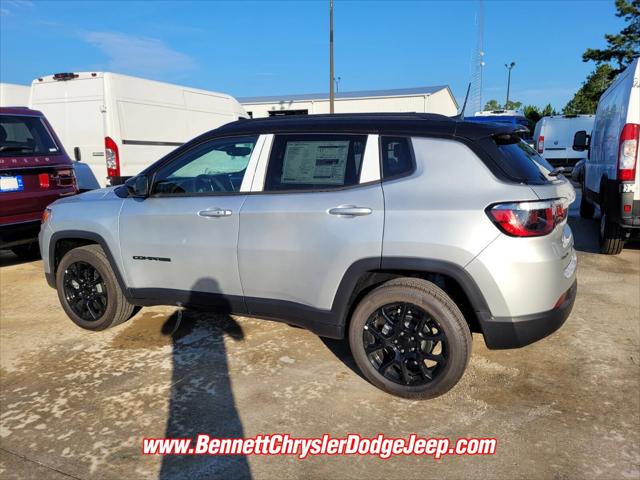 2024 Jeep Compass COMPASS LATITUDE 4X4