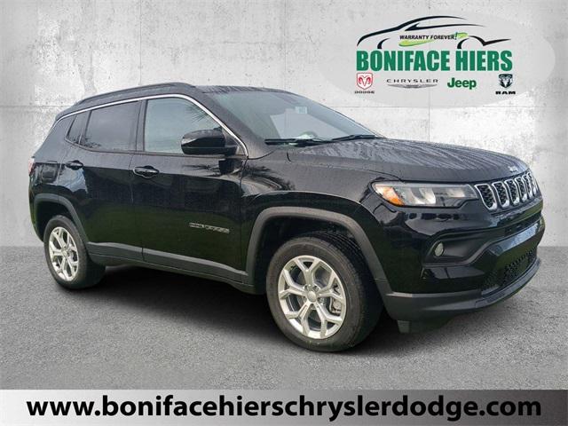 2024 Jeep Compass COMPASS LATITUDE 4X4