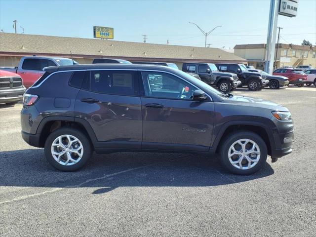 2024 Jeep Compass COMPASS SPORT 4X4