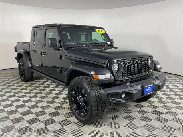 2024 Jeep Gladiator GLADIATOR NIGHTHAWK 4X4