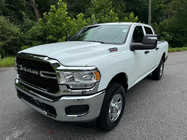 2024 RAM Ram 2500 RAM 2500 TRADESMAN CREW CAB 4X4 64 BOX