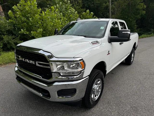 2024 RAM Ram 2500 RAM 2500 TRADESMAN CREW CAB 4X4 64 BOX