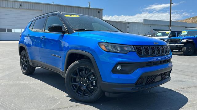 2024 Jeep Compass COMPASS LATITUDE 4X4