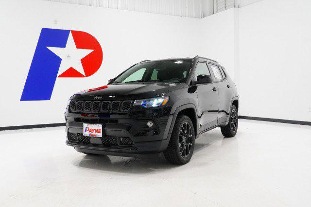 2024 Jeep Compass COMPASS LATITUDE 4X4